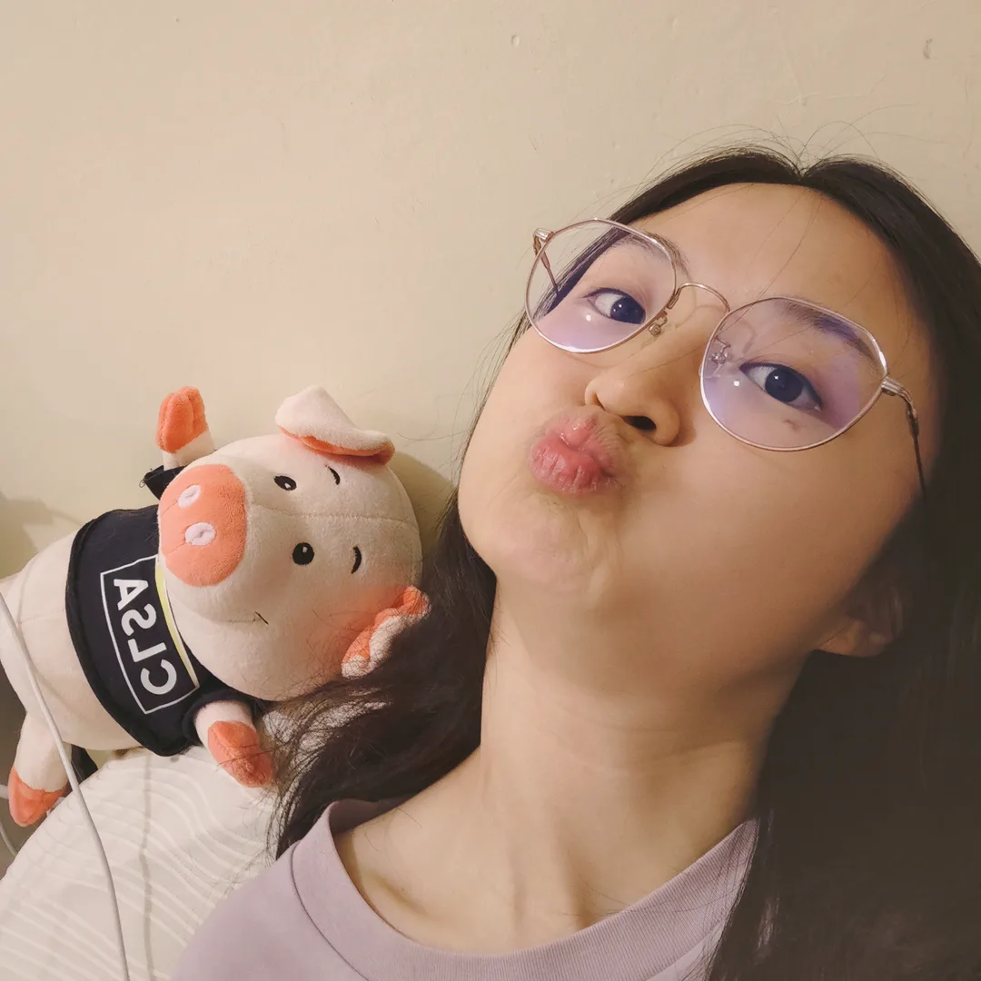 Echo 在Henry去合肥前偷偷留下的可爱自拍